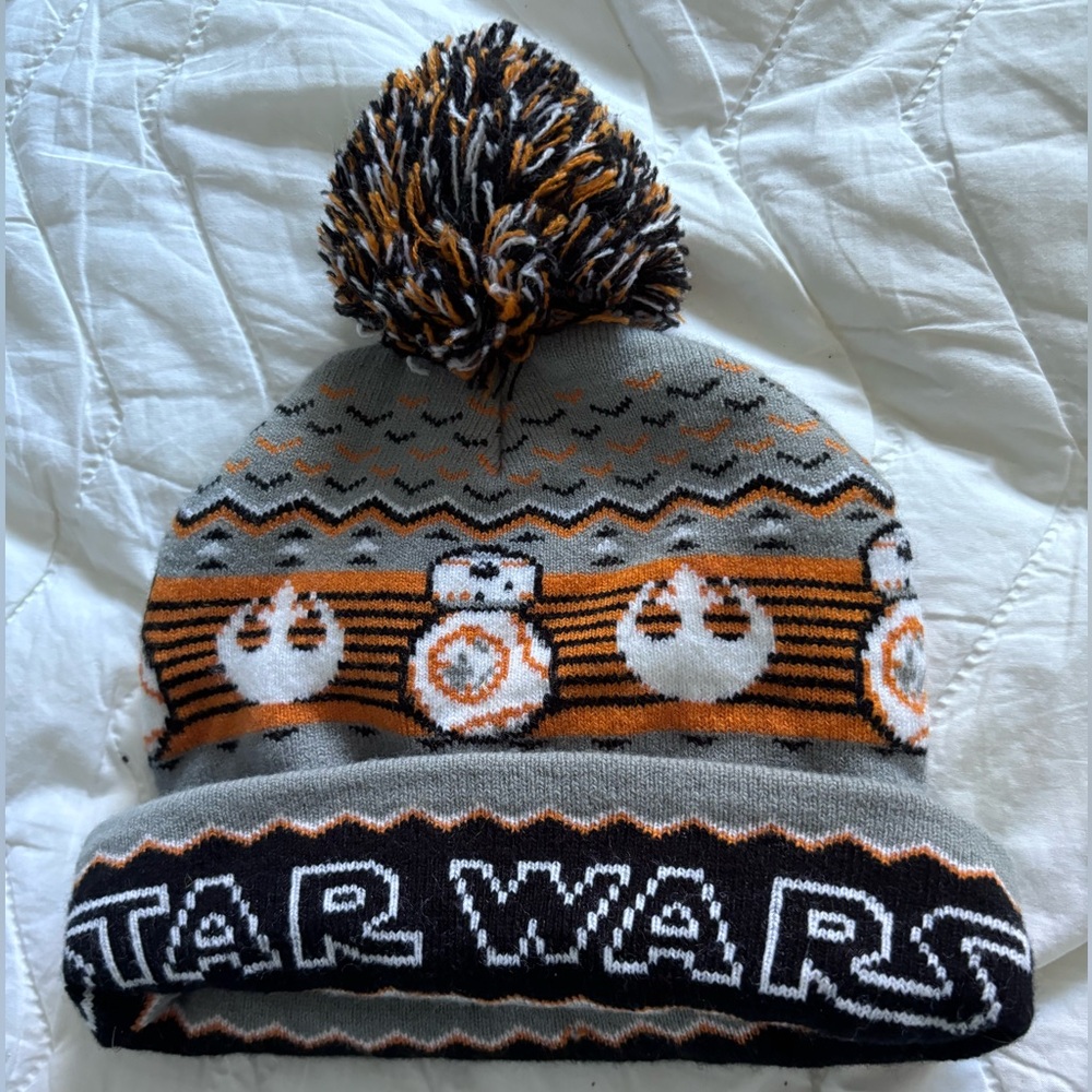 **3 for 20**   BB8 Toque